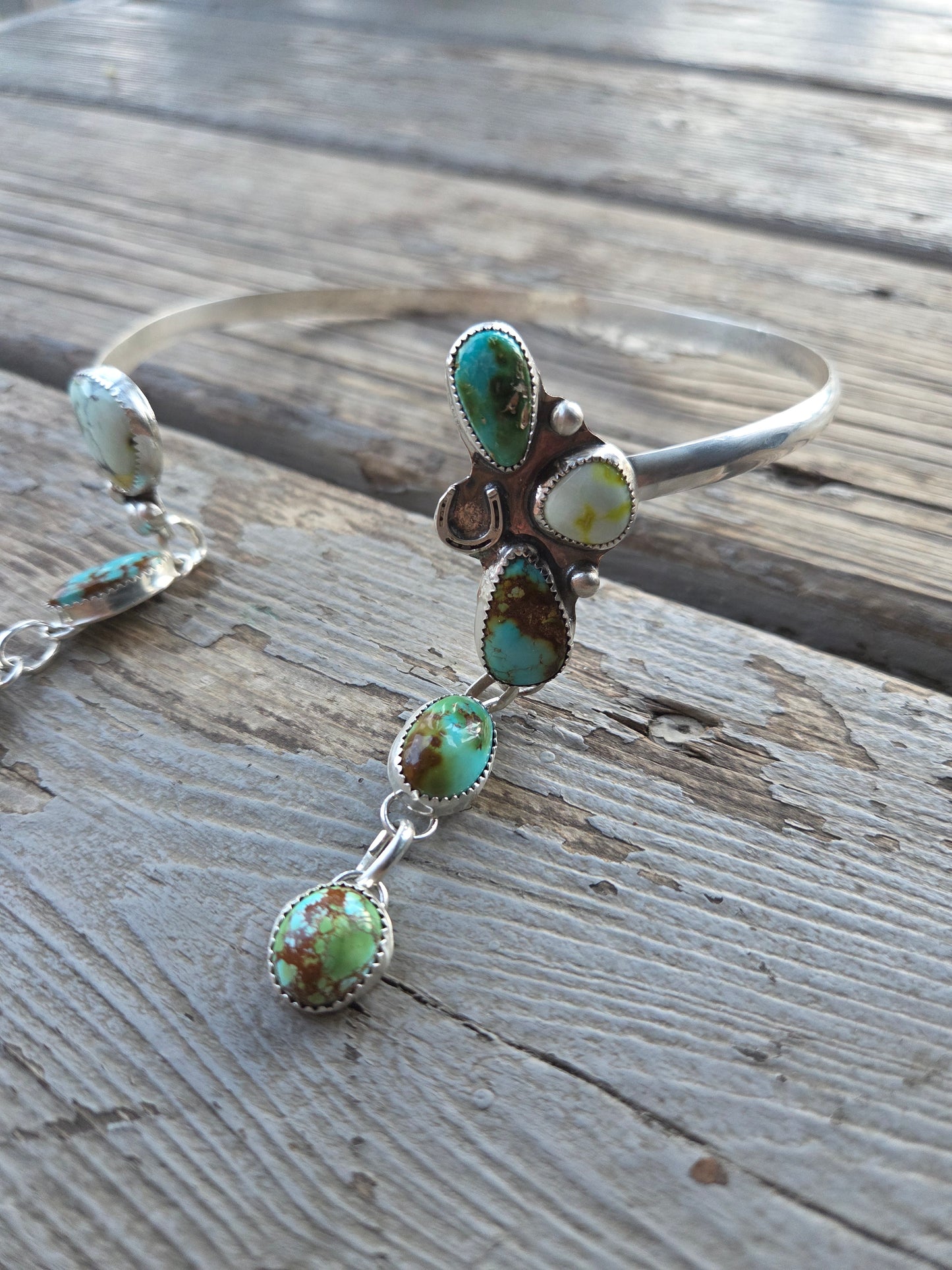 Wire Neck Cuff *Note there is a small crack in Palomino stone
