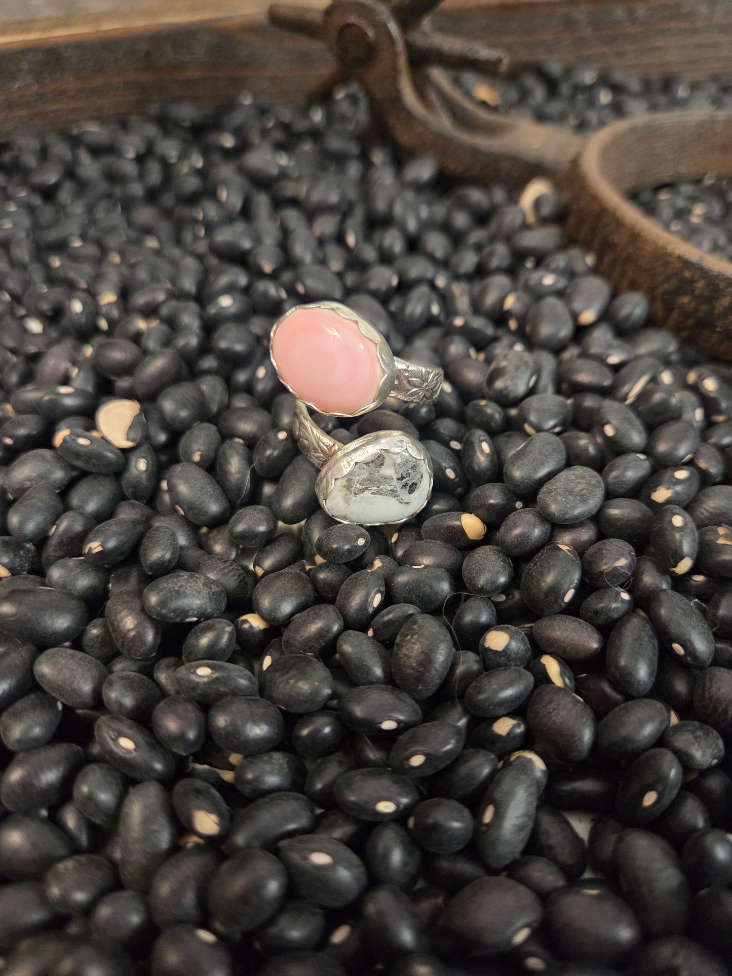 Pink Conch & White Buffalo Adjustable